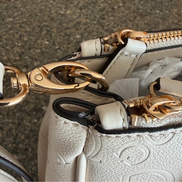 NWT Guess Grimball Small Satchel - Picture 6 of 12